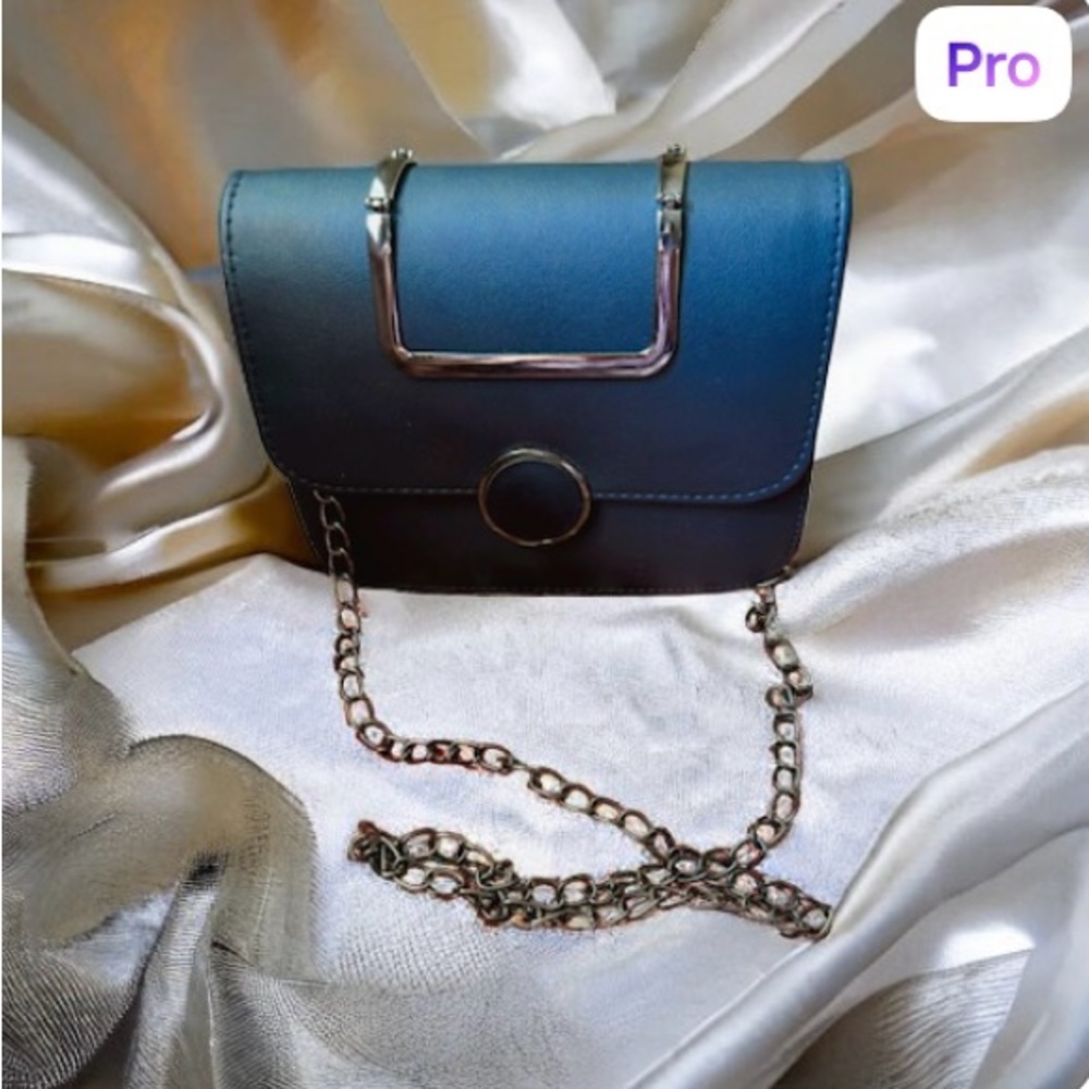 Hand bag